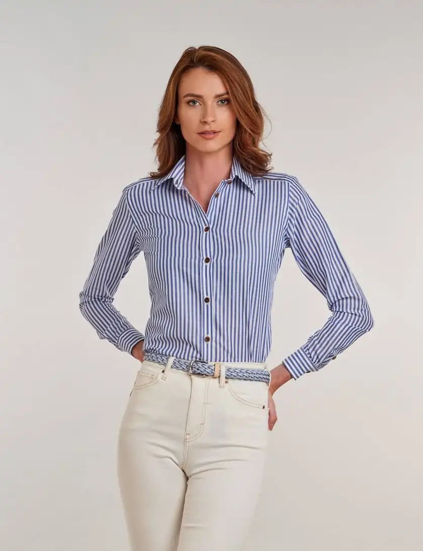 Men's light blue patterned shirt, with a pink inner lining