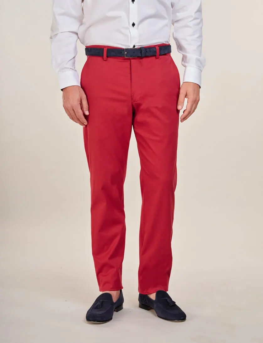 How To Coordinate Red Trousers With Any Color Shoe - | Red trousers, Red  chinos men, Chinos men outfit